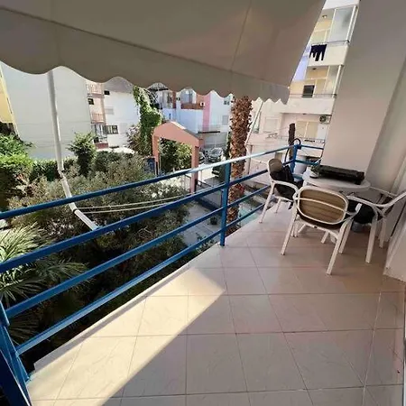 Apartment Sunny Retreat On The Golem (Tirana)