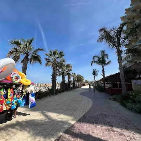 דירה Sunny Retreat On The